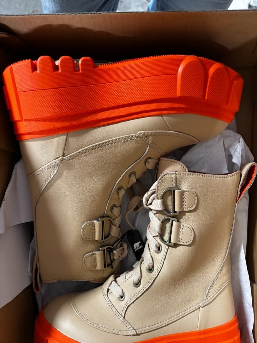 Sorel Caribou X Boot Lace WP Orange Ceramic Women’s Size 8.5 New